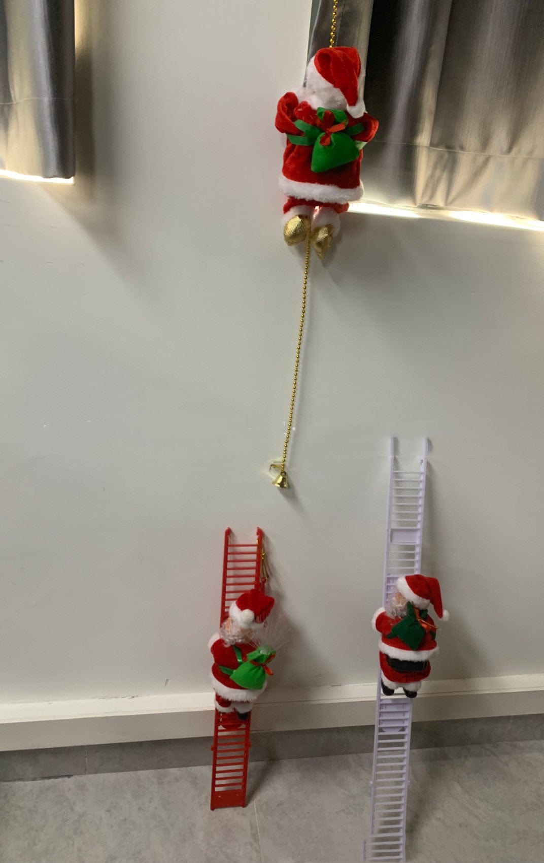 Premium Electric Santa Claus Climbing Ladder Plastic - Christmas Decoration from Empire of LaTz - Only £19.15! Explore at Empire of LaTz